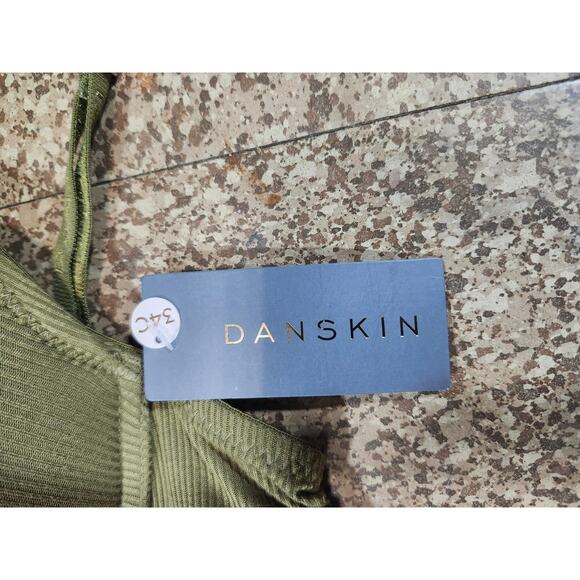 Danskin Intimates Push-Up Military Green Bra 34C Padded Underwire MSR $64 NWT - Picture 2 of 8